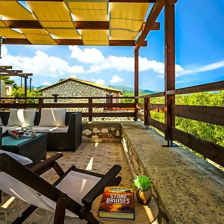 Diamante -seafront Stone For 5 With Stunning Sunset Views By Mana Gers