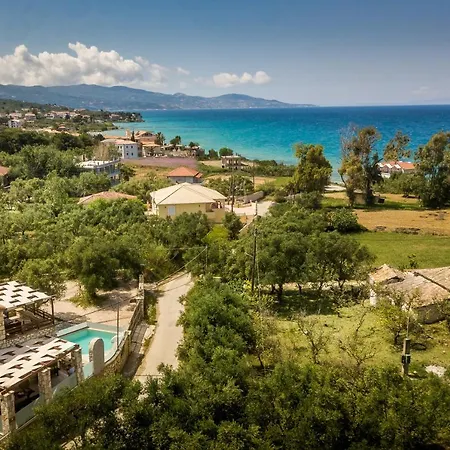 Diamante -seafront Stone For 5 With Stunning Sunset Views By Mana Gers Villa