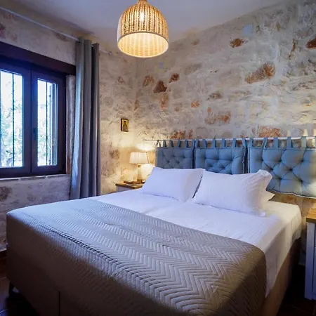 Diamante -seafront Stone For 5 With Stunning Sunset Views By Mana Gers *