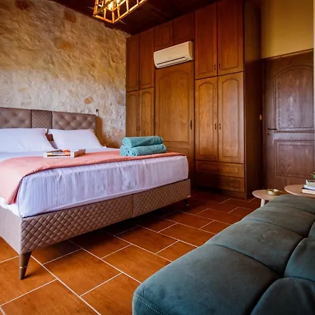 Diamante -seafront Stone For 5 With Stunning Sunset Views By Mana Gers Ammoudi