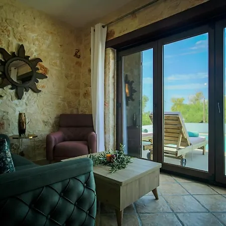 Diamante -seafront Stone For 5 With Stunning Sunset Views By Mana Gers *