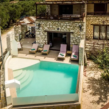 Diamante -seafront Stone For 5 With Stunning Sunset Views By Mana Gers Villa