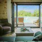 Villa Diamante -seafront Stone For 5 With Stunning Sunset Views By Mana Gers *