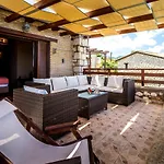 Diamante -seafront Stone For 5 With Stunning Sunset Views By Mana Gers Villa *