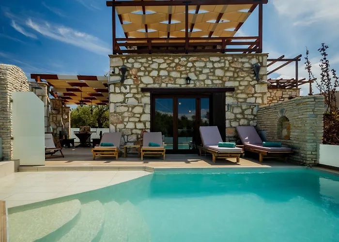 Diamante -seafront Stone For 5 With Stunning Sunset Views By Mana Gers אמודי