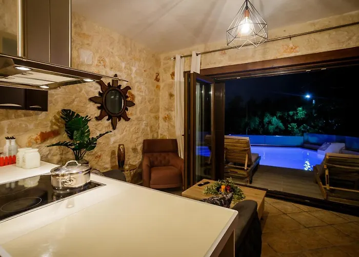 Diamante -seafront Stone For 5 With Stunning Sunset Views By Mana Gers