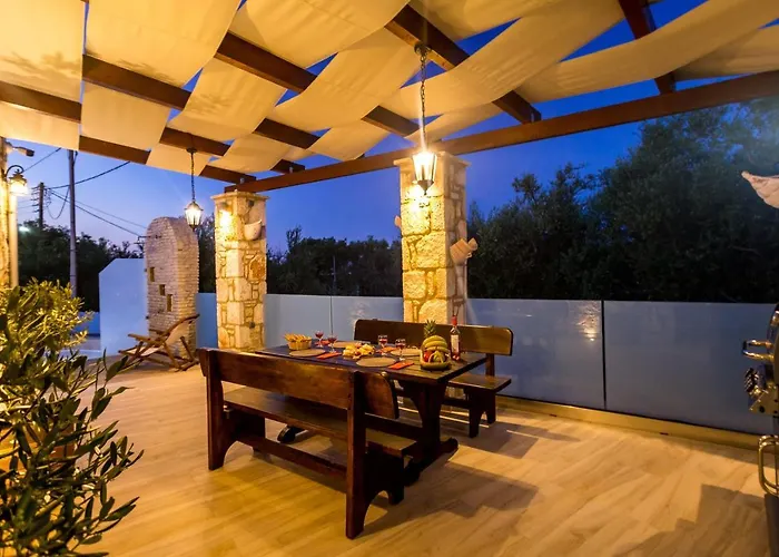 Diamante -seafront Stone For 5 With Stunning Sunset Views By Mana Gers *