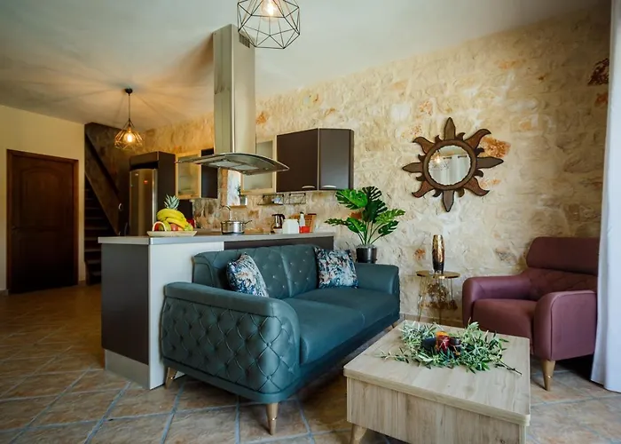 Diamante -seafront Stone For 5 With Stunning Sunset Views By Mana Gers וילה *