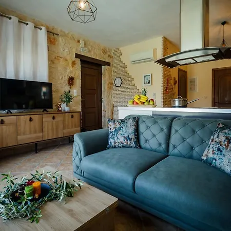 Diamante -seafront Stone For 5 With Stunning Sunset Views By Mana Gers