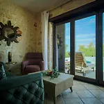 Diamante -seafront Stone For 5 With Stunning Sunset Views By Mana Gers *