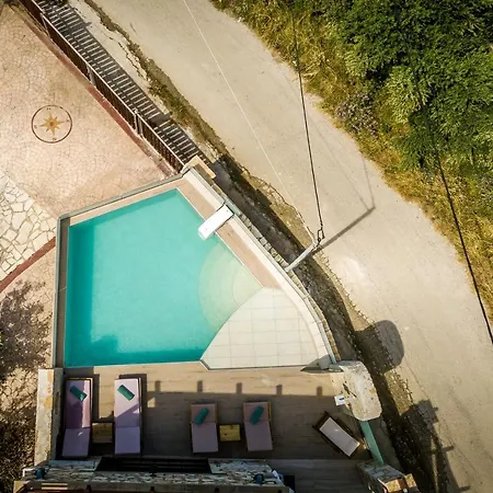 빌라 Diamante -seafront Stone For 5 With Stunning Sunset Views By Mana Gers