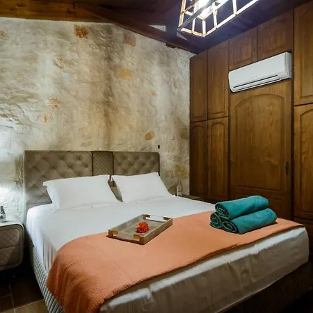 빌라 Diamante -seafront Stone For 5 With Stunning Sunset Views By Mana Gers *