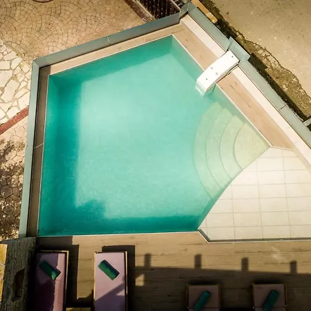 Diamante -seafront Stone For 5 With Stunning Sunset Views By Mana Gers * 아모우디