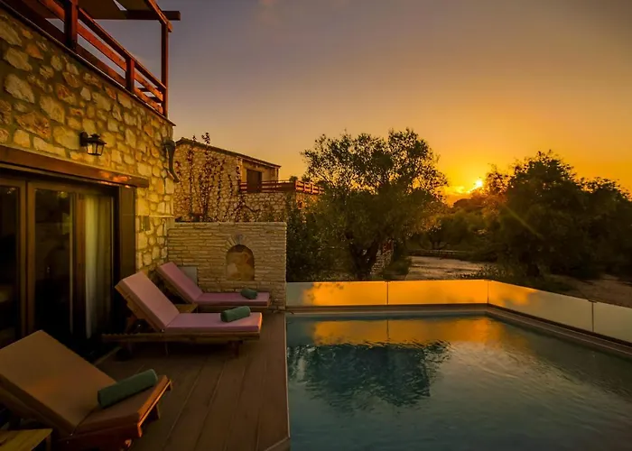 Diamante -seafront Stone For 5 With Stunning Sunset Views By Mana Gers