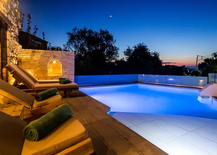 Diamante -seafront Stone For 5 With Stunning Sunset Views By Mana Gers